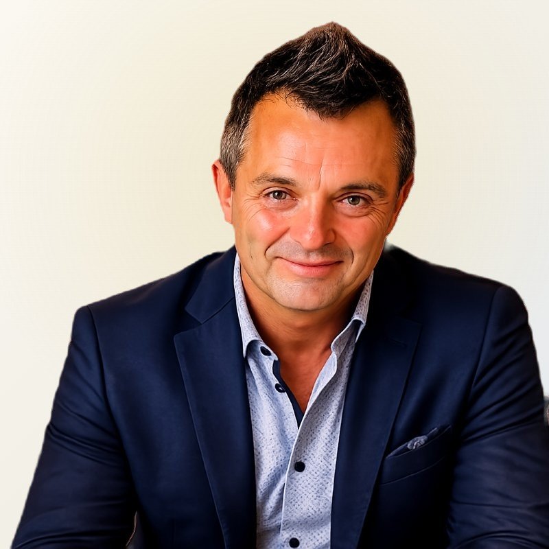 Kovács Tibor, a Sikerkovácsok alapítója